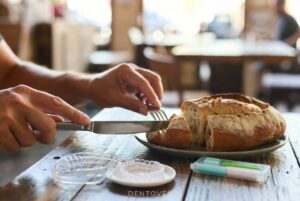 Eating with Braces or Aligners: The 2026 Ultimate Survival Guide to Keeping Your Smile (and Sanity)